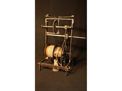 Tourne broche à tirage