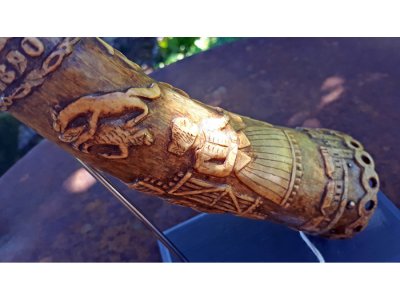 Corne à jus de tabac 1890