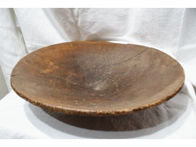 Bâtée d'orpailleur en bois