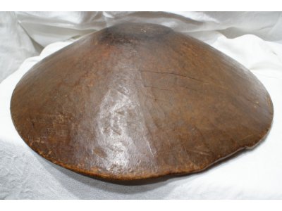 Bâtée d'orpailleur en bois